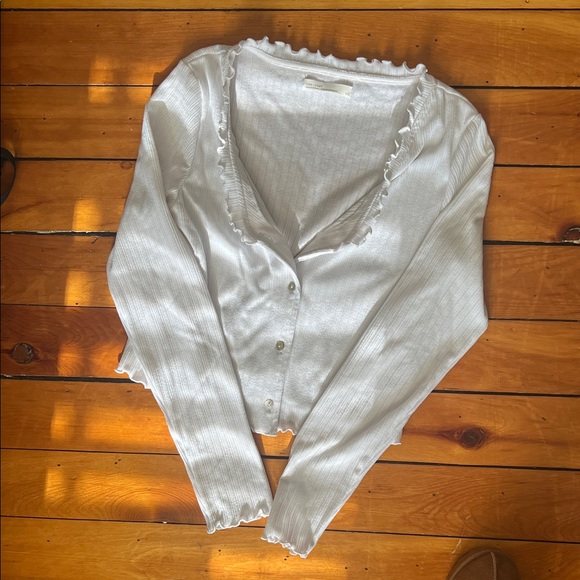 OAK + FORT Tops - Oak & Fort Chic White Ruffled Cardigan